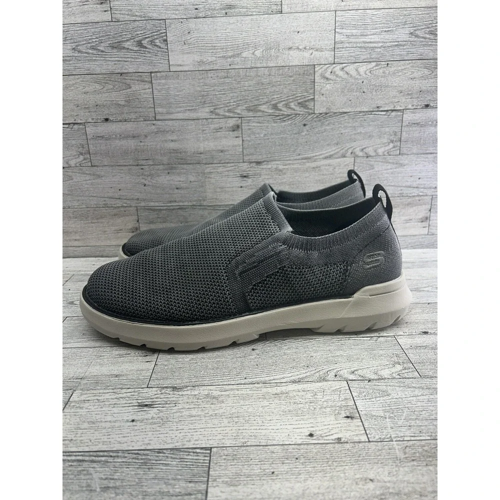 Skechers USA Men's Doveno-Oswyn Fly Rounded Toe Mesh‎ Slip On Gray Shoes Sz 10.5